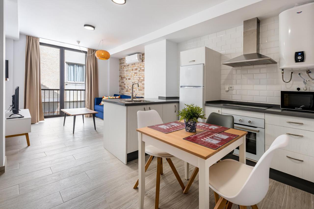 La Trinidad Suites Fuengirola Bagian luar foto