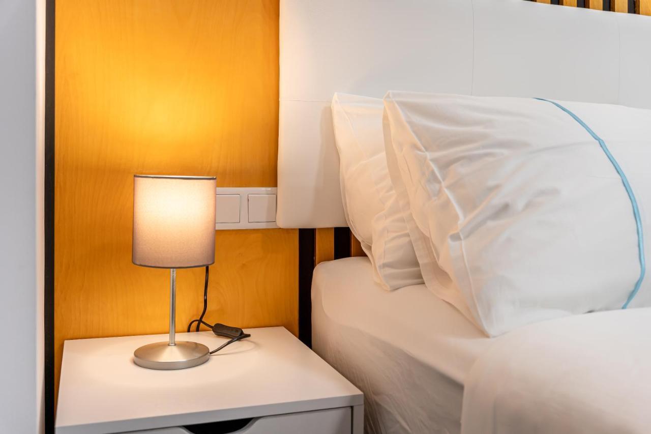 La Trinidad Suites Fuengirola Bagian luar foto